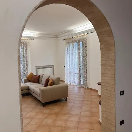 Belvedere Con Piscina - Soggiorni Le Grotte 公寓 *