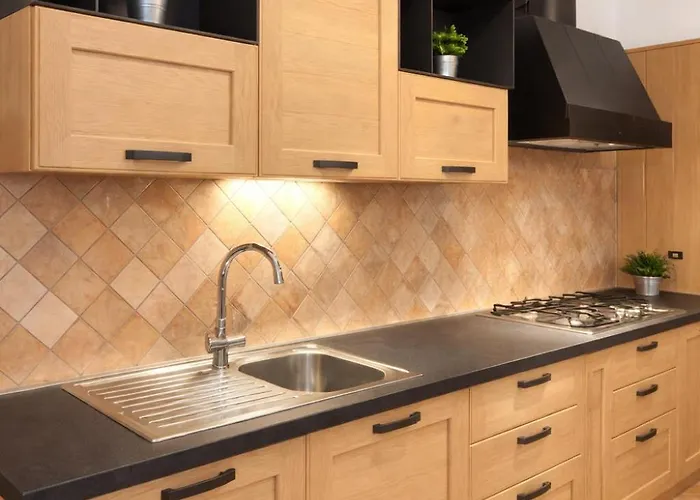 Belvedere Con Piscina - Soggiorni Le Grotte Camerano